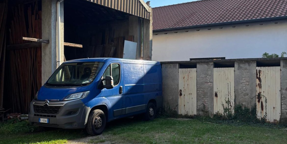 9. GARAGE