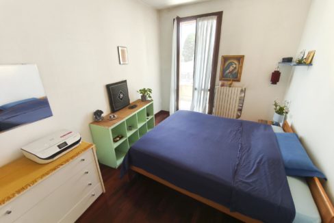 8 - CAMERA 2