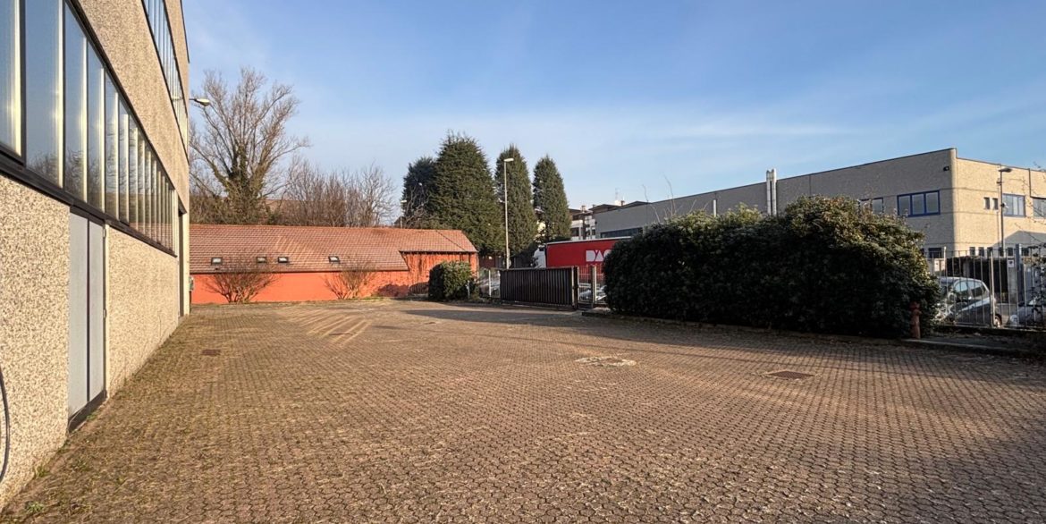 WhatsApp Image 2026-01-09 at 10.18.00 (3)