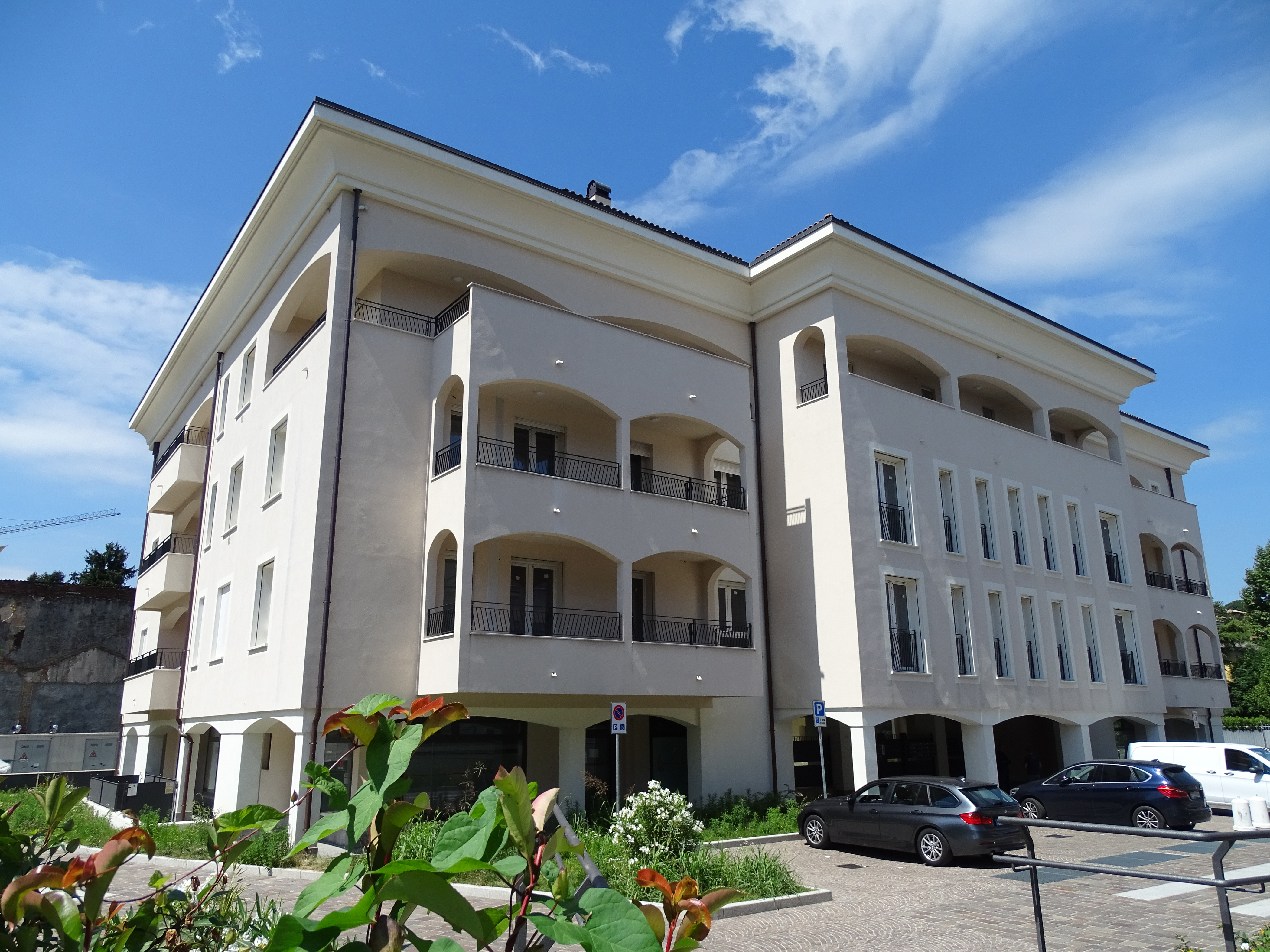 QUADRILOCALE